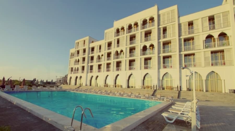 სასტუმრო “ანაკლიაში” ახალგაზრდა მამაკაცი კომატოზურ მდგომარეობაში აღმოაჩინეს