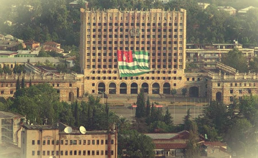 აფხაზეთის დროებით დეფაქტო პრემიერ-მინისტრად დაურ არშბა დაინიშნა