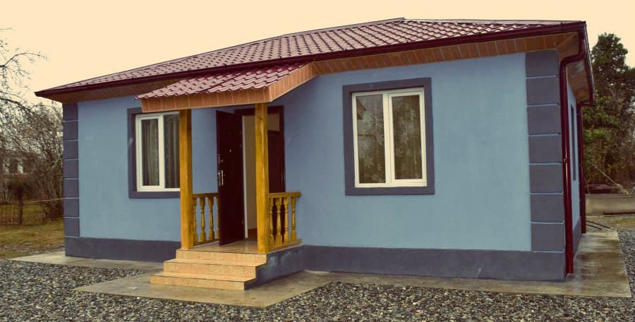 ზუგდიდის მერია 25 ოჯახისთვის სოციალურ სახლებს აშენებს