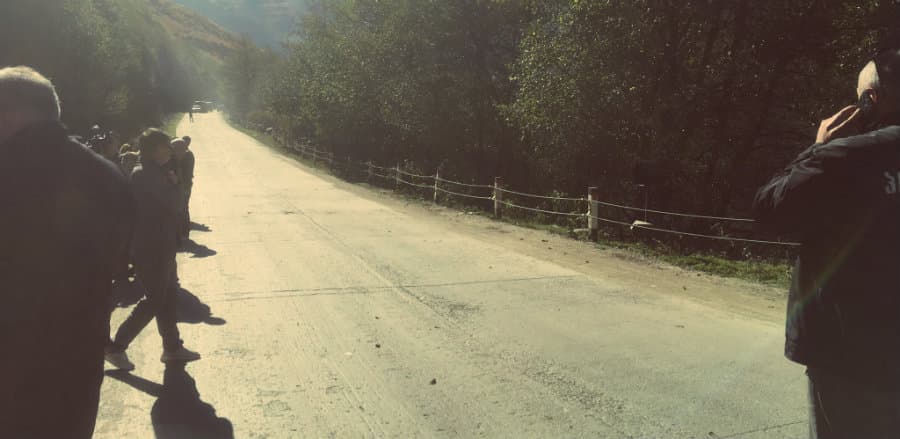 სოფელ ბეჩოში დილიდან გადაკეტილი გზა გუბერნატორის მოადგილის ადგილზე მისვლის შემდეგ გაიხსნა