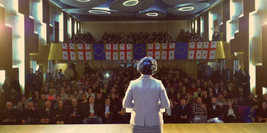 ზურაბიშვილის საარჩევნო პროგრამა ზუგდიდში, კულტურის და სპორტის სფეროს წარმომადგენელებს გააცნეს