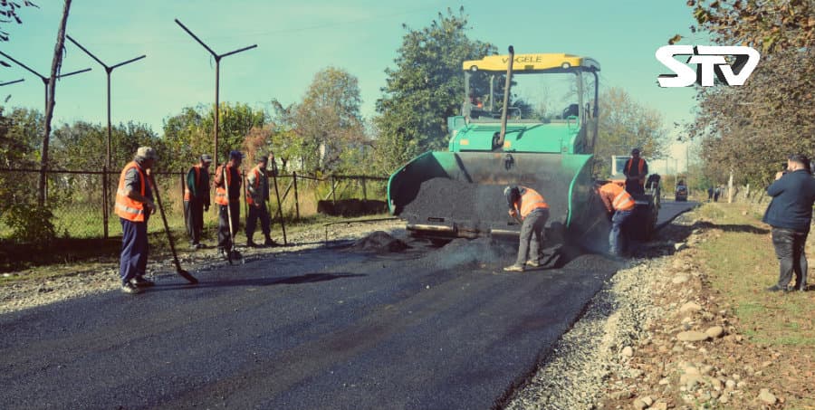 სოფელ ზუმში საგზაო ინფრასტრუქტურის მოწყობა მიმდინარეობს