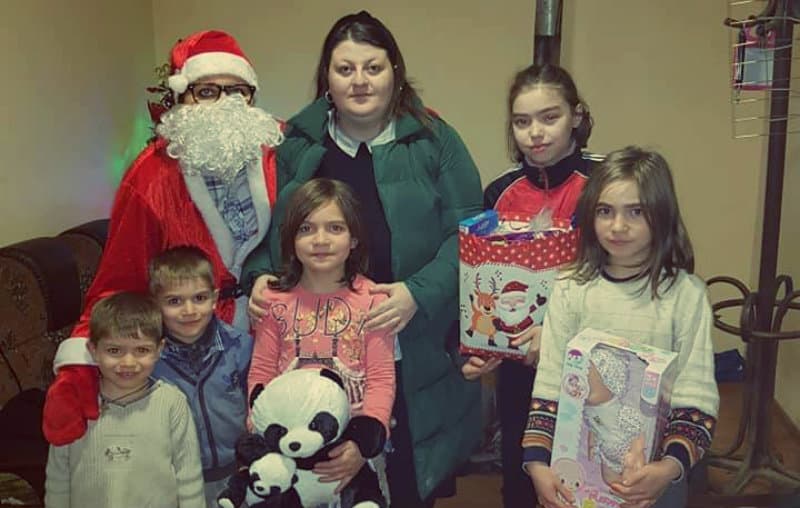 წმინდა გაბრიელის საქველმოქმედო ფონდმა სოციალურად დაუცველ ბავშვებს საჩუქრები გადასცა