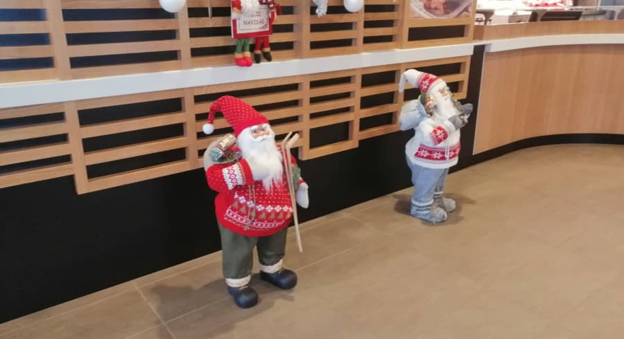 ზუგდიდში თოვლის ბაბუა მოიპარეს