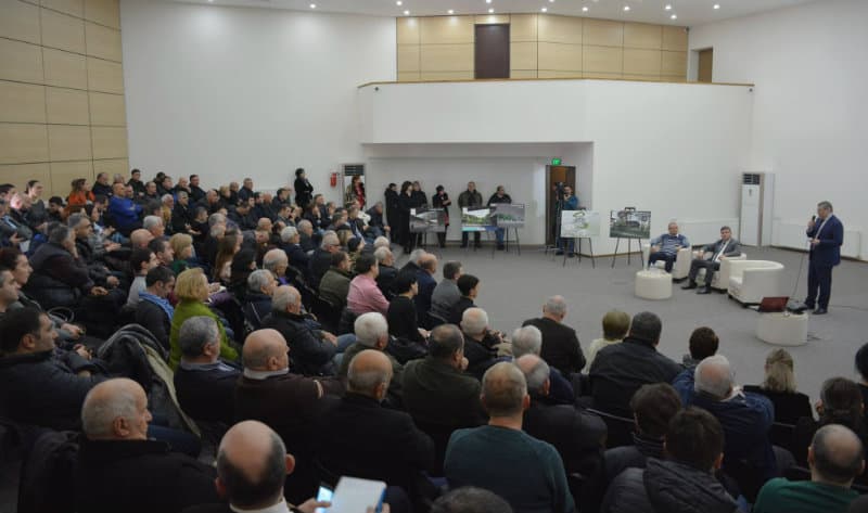 ზუგდიდში, ახალი სასტუმროს მშენებლობის კონცეფციის საჯარო განხილვა გაიმართა