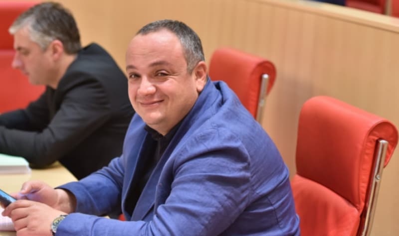 ზუგდიდის მაჟორიტარი დეპუტატის, ედიშერ თოლორაიას ბიურო განცხადებას ავრცელებს