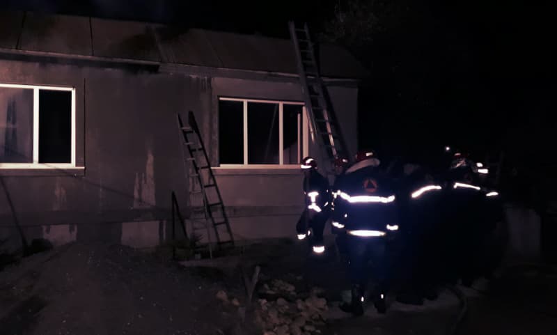 ზუგდიდში, თავისუფლების ქუჩაზე სახლი დაიწვა