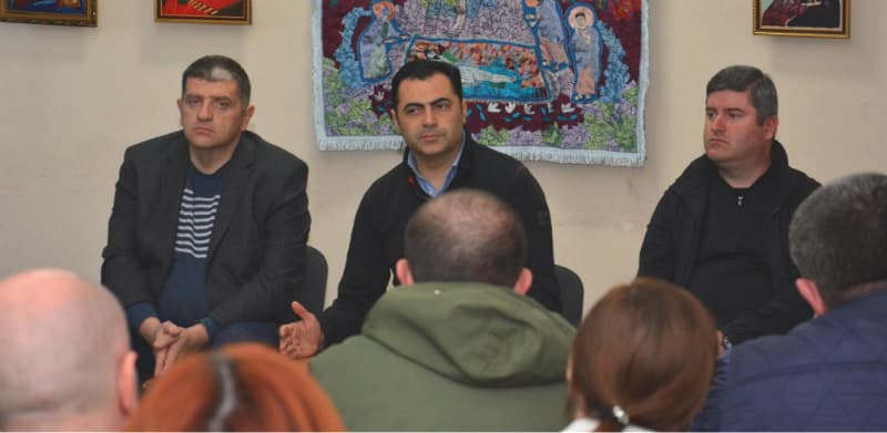 სახელმწიფო რწმუნებულმა მხატვრებთან შეხვედრაზე სამომავლო გეგმებზე ისაუბრა