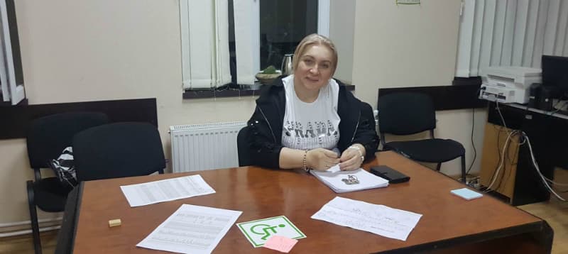 მირანდა მესხი – სამაგიდო სიებს საუბნო საარჩევნო კომისიის წარმომადგენლები იცავენ