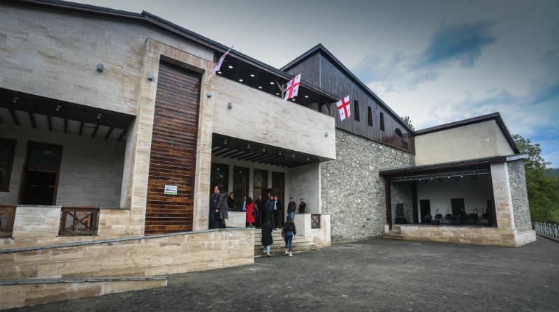 მესტიაში ლეო ფილფანის სახელობის ფოლკლორის ცენტრის სრული რეაბილიტაცია დასრულდა