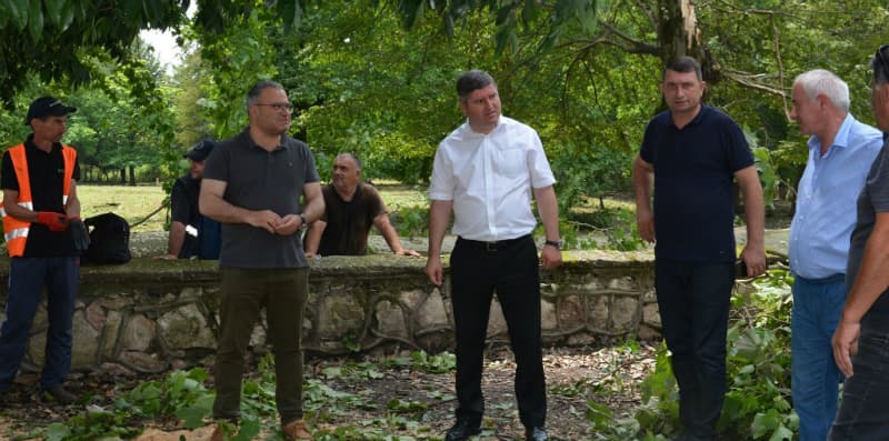 ზუგდიდის მერი სტიქიისგან მიყენებულ ზარალს ადგილზე გაეცნო