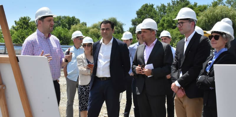 ,,ევროპის საინვესტიციო ბანკის“ წარმომადგენლები ფოთის სპორტკომპლექსის მშენებლობას გაეცნენ