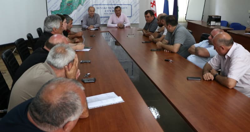 სენაკის მერის წარმომადგენლებთან ადმინისტრაციულ ერთეულებში შეხცვედრა გაიმართა