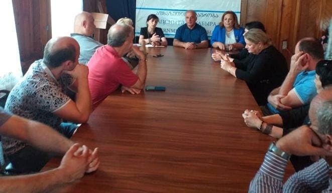 აფხაზეთის მთავრობის სამეგრელო ზემო სვანეთის რეგიონის წარმომადგენლობაში შეხვედრა შედგა