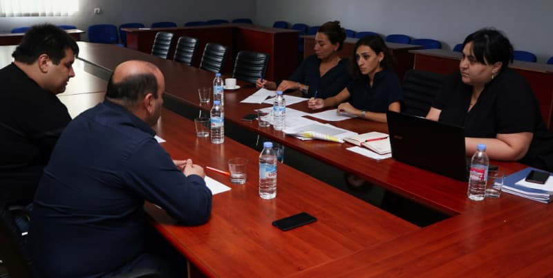 საჯარო სამსახურის ბიუროს წარმომადგენლებმა სენაკში შეხვედრა გამართეს