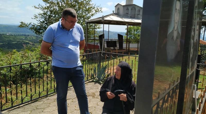 ჩხოროწყუში აგვისტოს გმირებს პატივი მიაგეს