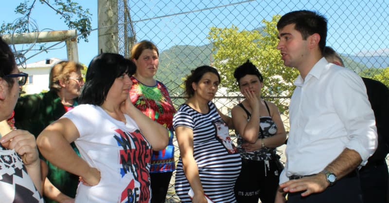 ხელისუფლება სამეგრელოში ხალხს ხვდება – რაზე ისაუბრეს ფოცხოსა და ჯვარში?