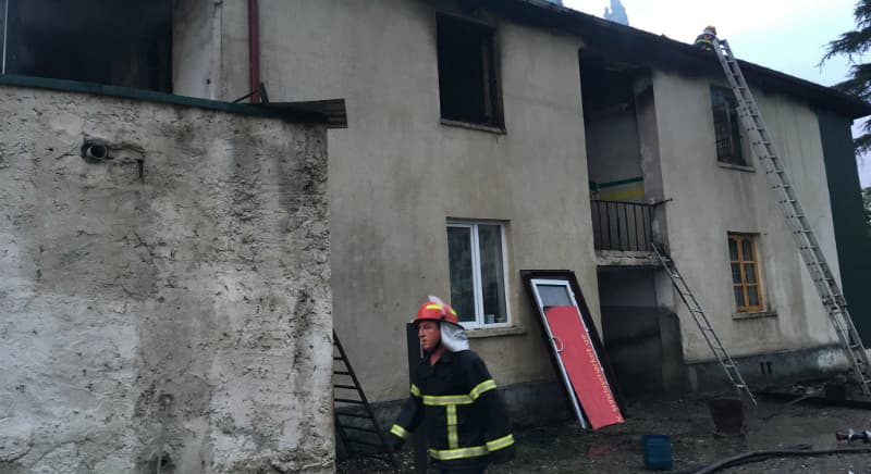 სოფელ ჭითაწყარში, საცხოვრებელი სახლის მეორე სართული დაიწვა