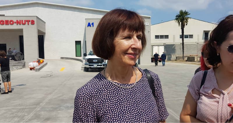 ელიზაბედ რუთი: “მოვუწოდებთ რუსეთს, გაიყვანოს შეიარაღებული ძალები”