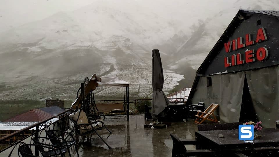 სოფელ უშგულში დღეს პირველი თოვლი მოვიდა