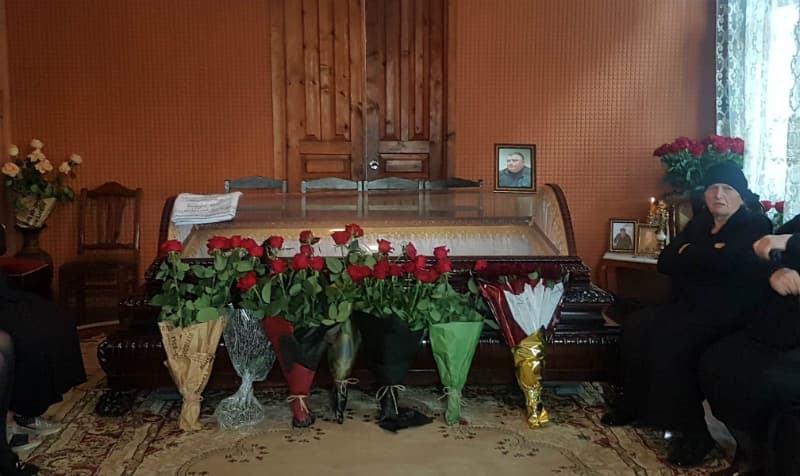 გარდაცვლილი პაციენტის ოჯახის წევრები გიორგი გერლიანს უყურადღებობაში ადანაშაულებენ