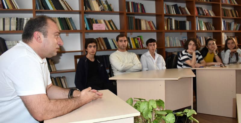 პროექტი-„გაიცანი პროფესია“ გრძელდება