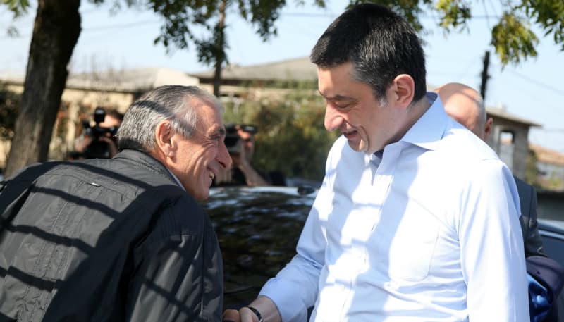 გიორგი გახარია სოფელ ზედა ეწერში ფერმერებს შეხვდა