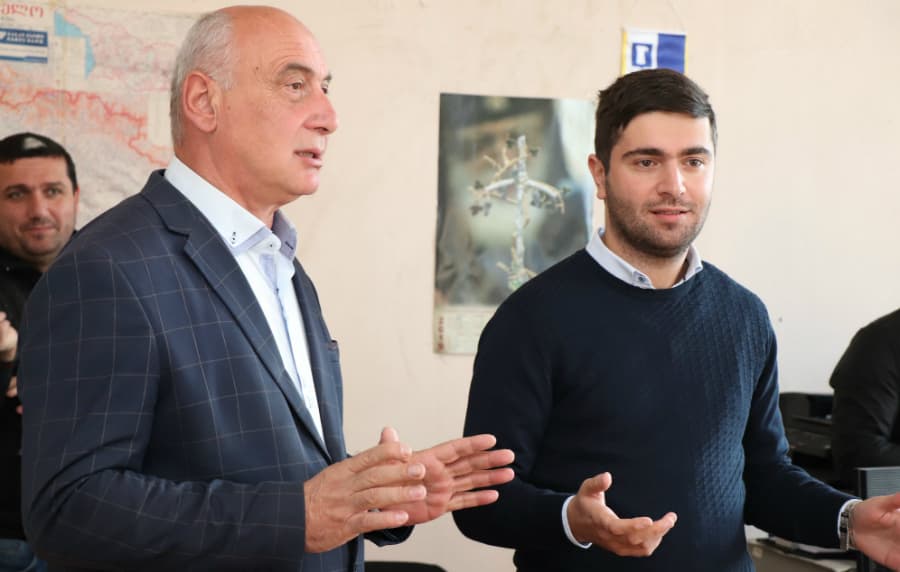 ხობში ადგილობრივმა ხელისუფლებამ მოსახლეობასთან შეხვედრები გამართა