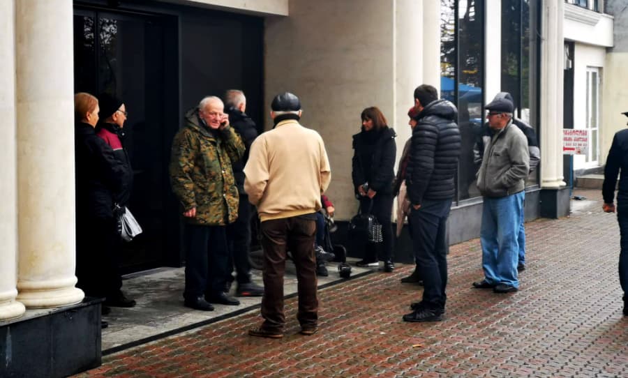 საზოგადოება ,,ზუგდიდვაჭრობის” აქციის მფლობელებმა საპროტესტო აქცია გამართეს