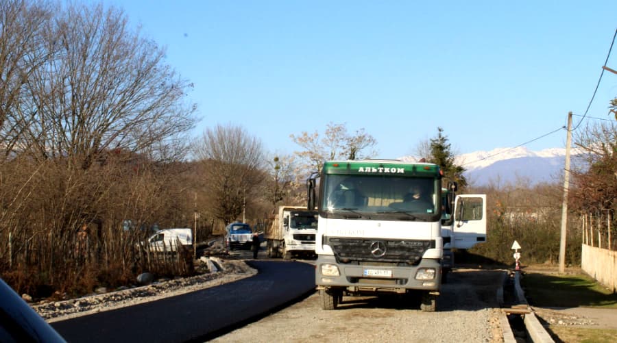წალენჯიხა-ობუჯი-ჯიხაშკარის საავტომობილო გზის სარეაბილიტაციო სამუშაოები აქტიურად მიმდინარეობს
