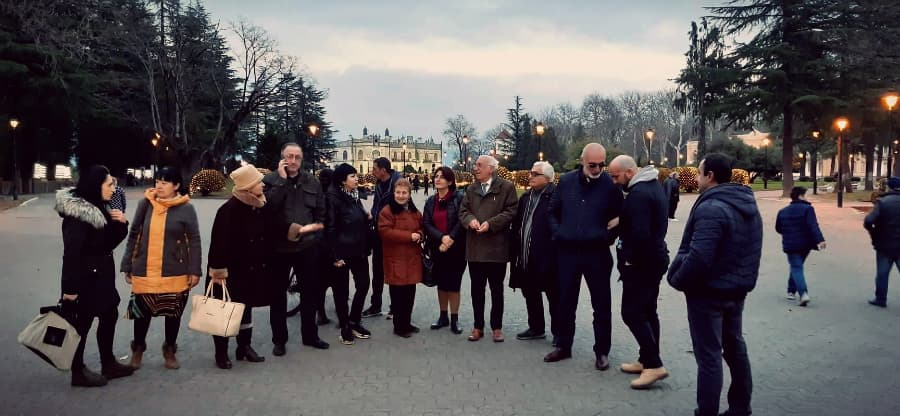 ზუგდიდის თეატრალური დასი ზურაბ ეგუტიას მხარდასაჭერად შეიკრიბა