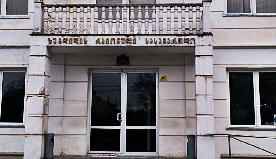 სოფელ ტალერში მეზობლის მკვლელობისთვის ბრალდებულ მამაკაცს პატიმრობა შეეფარდა