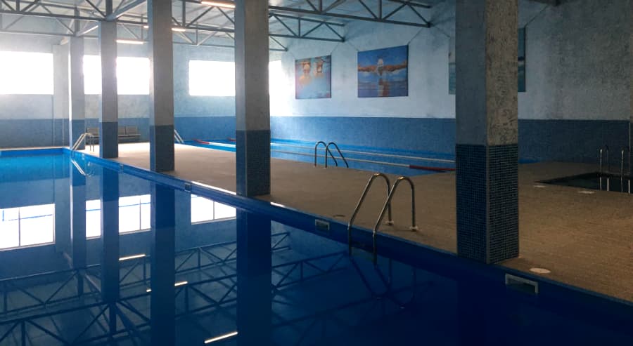 ზუგდიდში ბაიას სპორტულ ბაზაზე ახალი საცურაო აუზი გაიხსნა