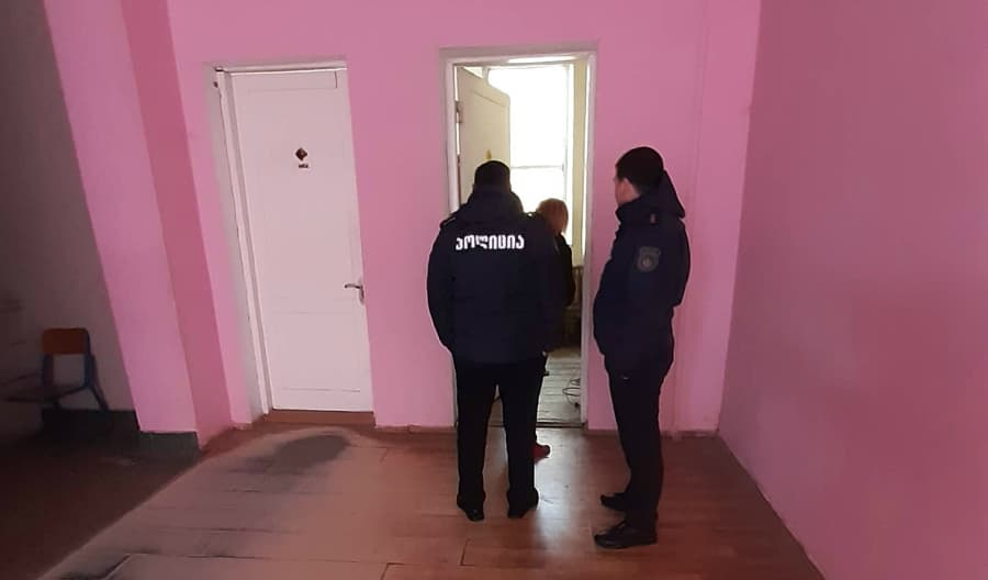 ზუგდიდში მეორე საჯარო სკოლის დარაჯი გარდაცვლილი იპოვეს