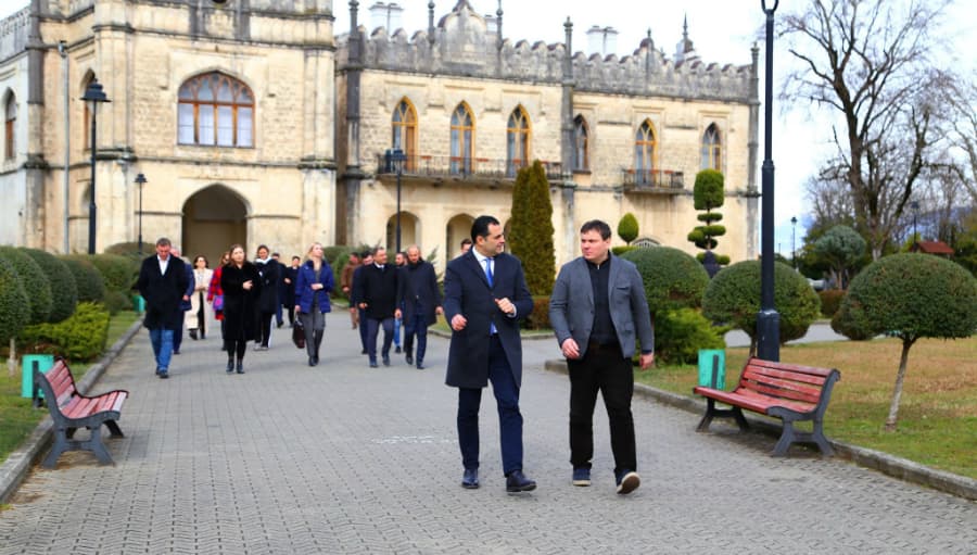 სამეგრელო-ზემო სვანეთის და ხერსონის გუბერნატორებმა ტურიზმის და სოფლის მეურნეობის სფეროებში თანამშრომლობის საკითხები განიხილეს