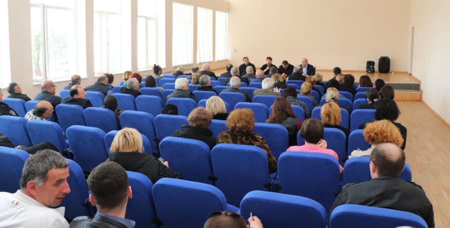 ხობში, კორონავირუსის პრევენციის საკითხებზე შეხვედრა გაიმართა