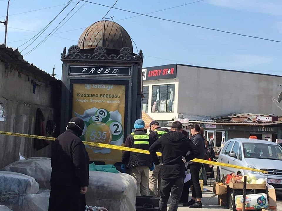 ზუგდიდში ბაზრის მიმდებარე ტერიტორიაზე ლოტოს ჯიხური გაქურდეს