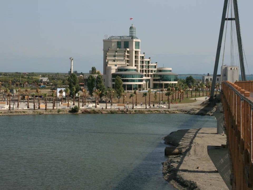 გალიდან ანაკლიის საკარანტინო ზონაში 7 პირი გადმოიყვანეს