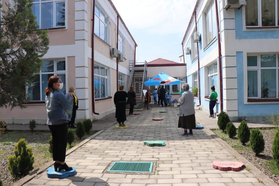 ხობში, საბავშვო ბაღის 1149 აღსაზრდელს კვების პროდუქტი გადაეცემა