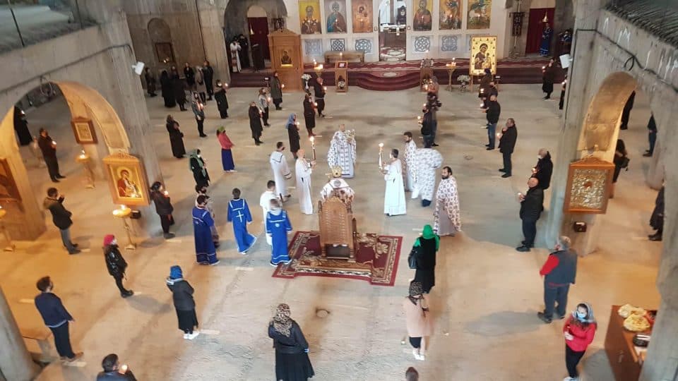 სააღდგომო ღვთისმსახურება ზუგდიდის მშენებარე ტაძარში