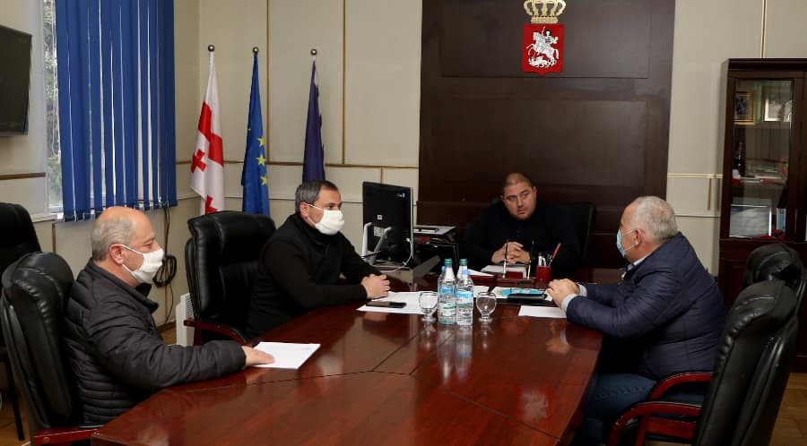 სენაკში, კორონავირუსის პრევენციული ღონისძიებების ფარგლებში შეხვედრა გაიმართა