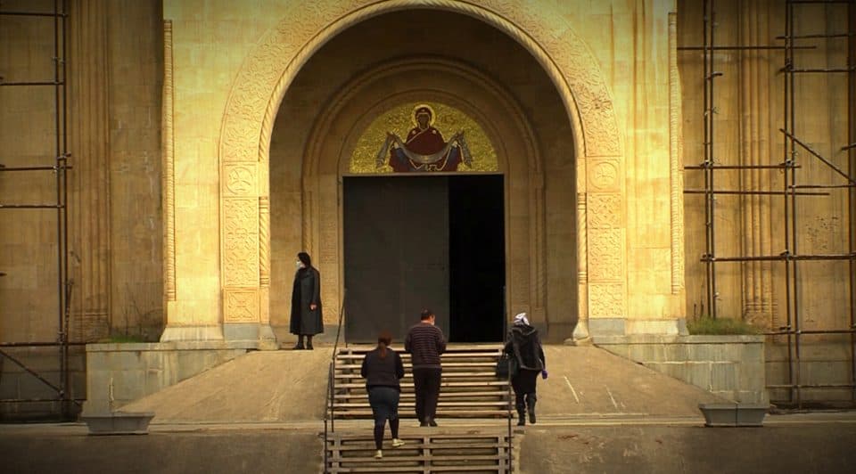 ეპარქიაში შემავალ ყველა ტაძარში მსახურება დაიწყება 4 საათზე