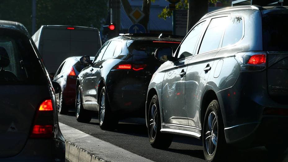 ხვალიდან 21 აპრილის ჩათვლით მსუბუქი ავტომობილებით გადაადგილება სრულად იკრძალება