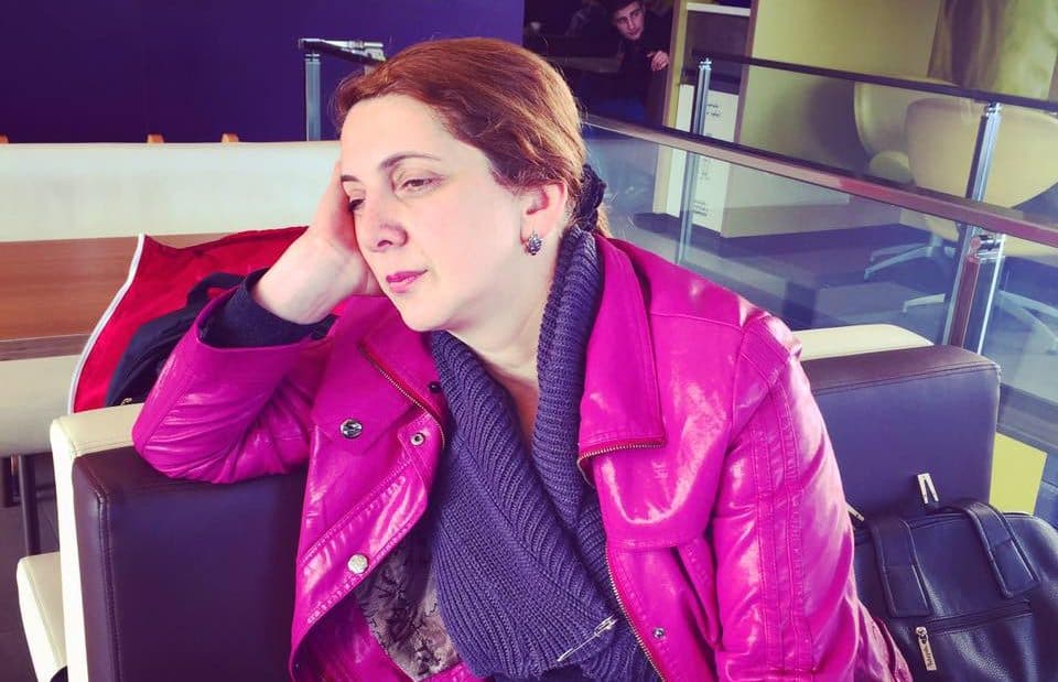 “მიხარია, რომ მომავალ სასწავლო წელს მათ გარეშე შევხვდები” – ზუგდიდელი პედაგოგის დისკრედიტაციული პოსტი სოც ქსელში