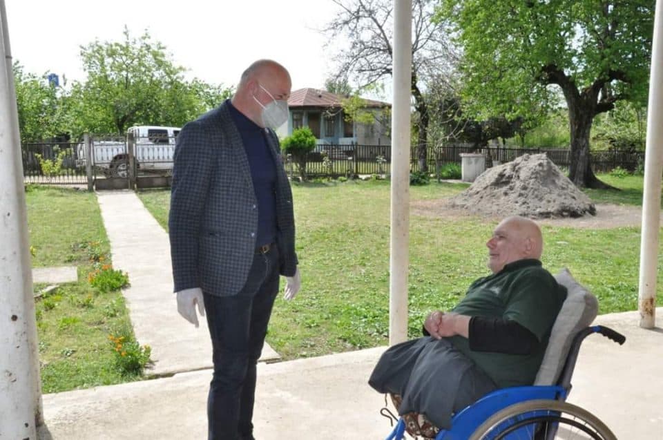 ჯუმბერ იზორია: ვალდებული ვარ ჩემს თანამოქალეებს ამ მძიმე პერიოდში შევუმსუბუქო ცხოვრება