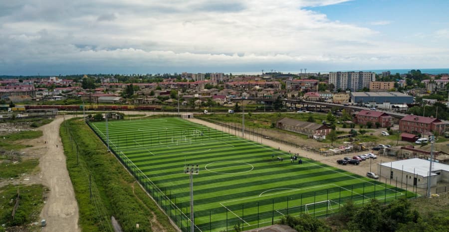 ფოთის საფეხბურთო სკოლის მშენებლობა ინტენსიურ რეჟიმში მიმდინარეობს