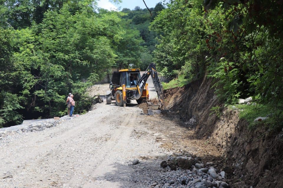 ხობის მერი, ხეთაში გზის რეაბილიტაციის პროცესს გაეცნო