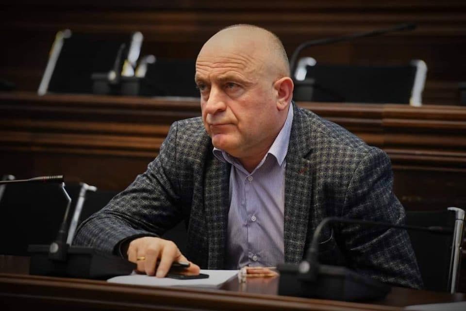 ჯუმბერ იზორია: პრემიერის სწორმა პოლიტიკამ, ათასობით ადამიანს სიცოცხლე და ჯანმრთელობა შეუნარჩუნა