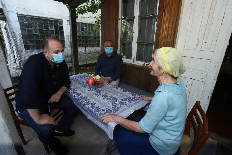 ირაკლი ჩიქოვანი: ხელისუფლება კვლავ მაქსიმალურად დაუდგება მოქალაქეებს ვისაც თანადგომა სჭირდება