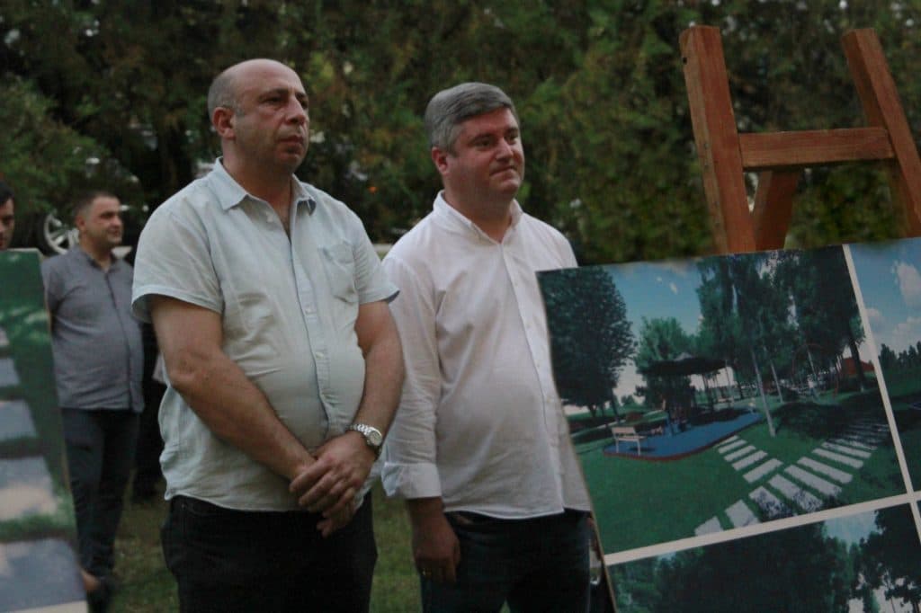 სოფელ ცაცხვში თამაზ ჟორჟოლიანი გაიხსენეს – მას 60 წელი შეუსრულდებოდა - image 2